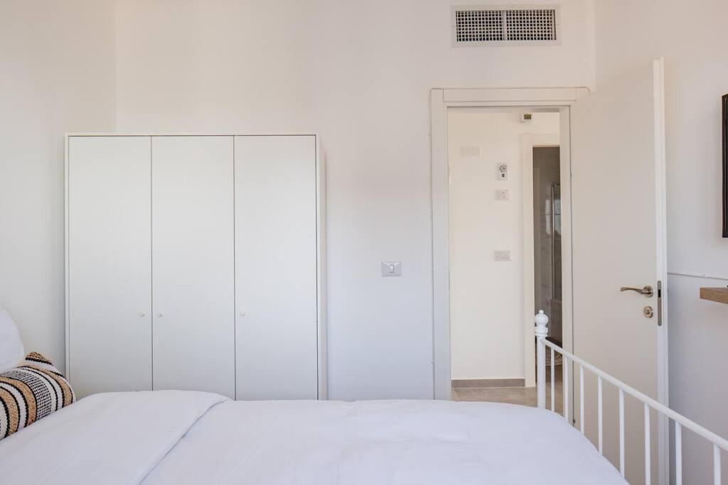 O&O Group- Magical 4Br Apt With Panoramic Sea View Bat Yam Buitenkant foto