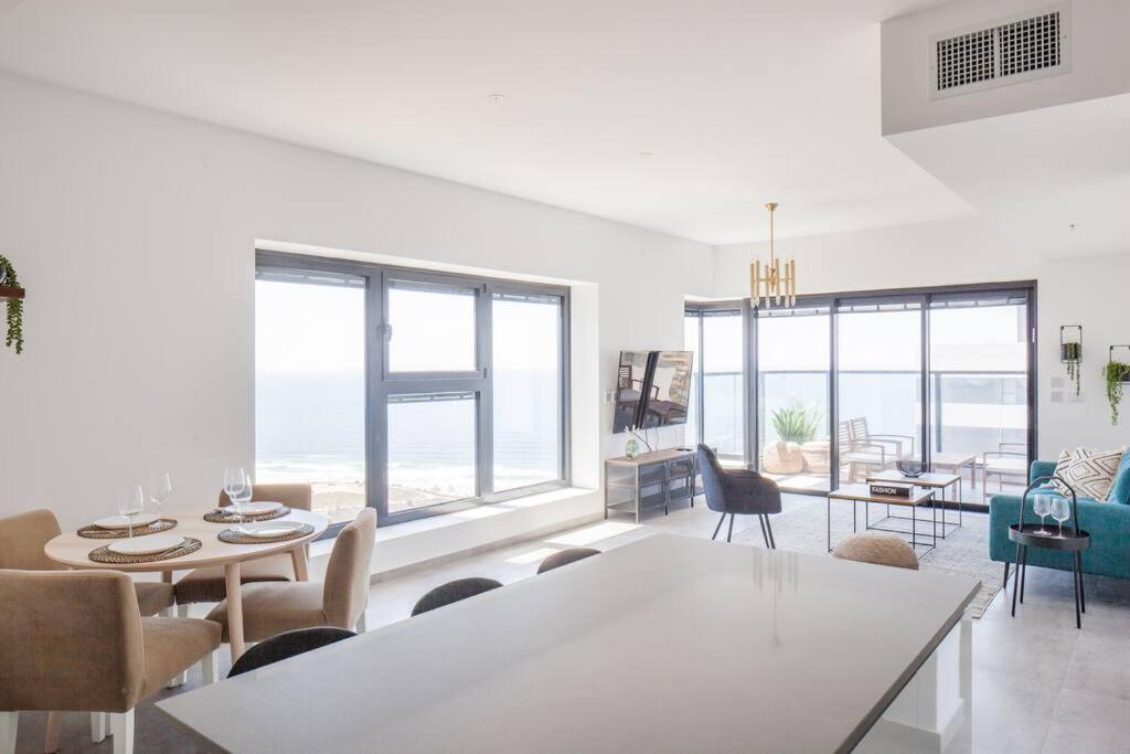 O&O Group- Magical 4Br Apt With Panoramic Sea View Bat Yam Buitenkant foto